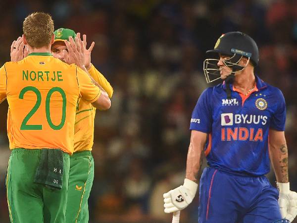 చెత్త బ్యాటింగ్ చెత్త బ్యాటింగ్