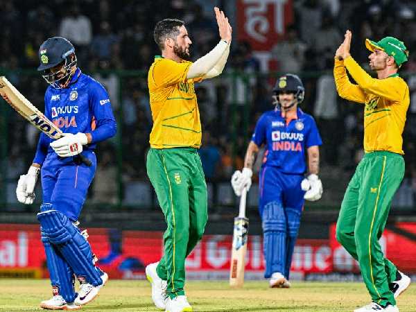 తుది జట్టు(అంచనా):