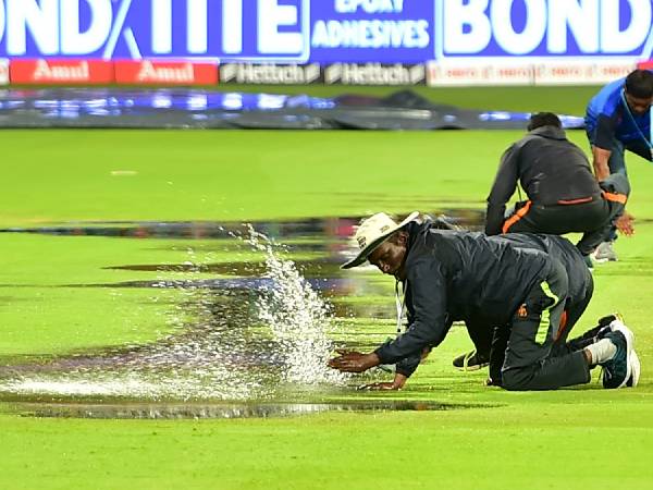 మ్యాచ్ రద్దయ్యే సమయానికి