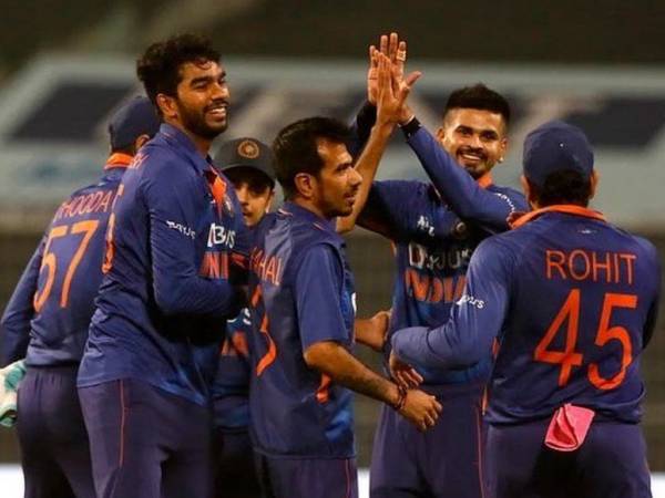 వర్షం పడటానికి స్వల్ప అవకాశాలు.. వర్షం పడటానికి స్వల్ప అవకాశాలు..