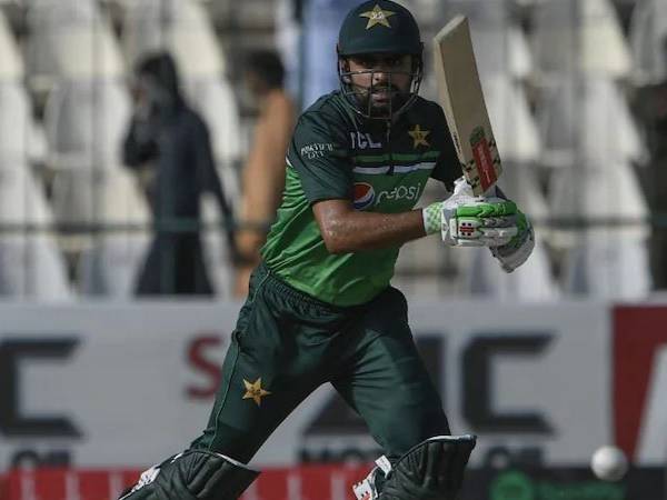 మాదర్ అంటూ..