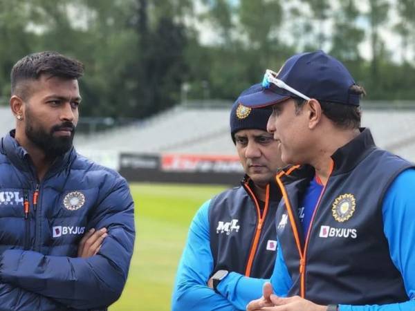  పక్కనపెట్టిన ద్రవిడ్..