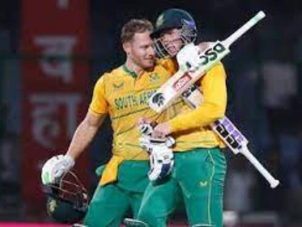 ఉమ్రాన్ మాలిక్‌కు చోటివ్వాలి...