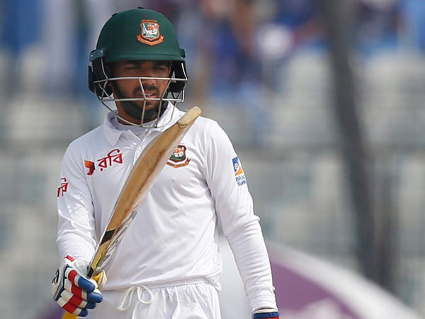 జట్టును నడిపించలేకపోతున్నా జట్టును నడిపించలేకపోతున్నా