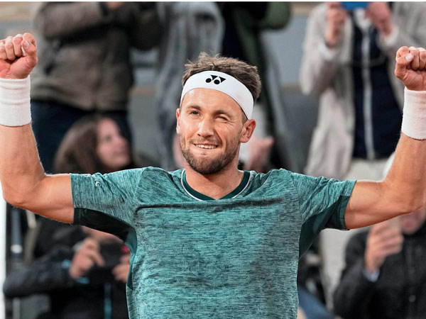 రూడ్‌తో టైటిల్ ఫైట్..