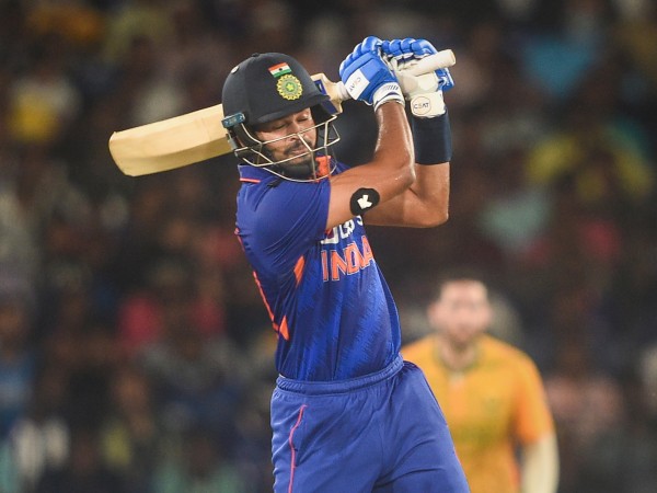 అవేశ్ ఖాన్ పర్లేదు.. అయినా అందుకే అర్షదీప్ సింగ్