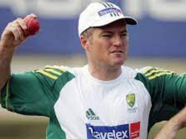  208 వికెట్లు...