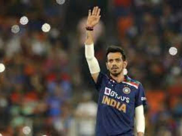  చాహల్‌కు తోడు హర్షల్ చెలరేగడంతో..