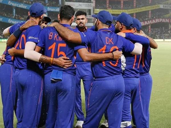 పటిష్టంగా విండీస్..