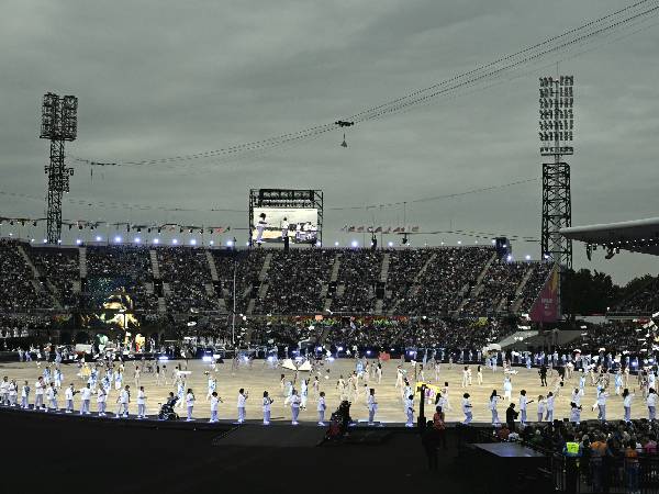 తొలి పోరే సవాల్‌..