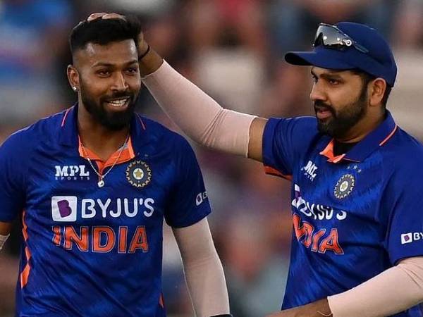  జూనియర్ క్రికెట్ ఆడకనే..
