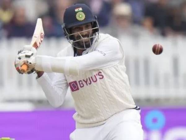 416 పరుగుల వద్ద