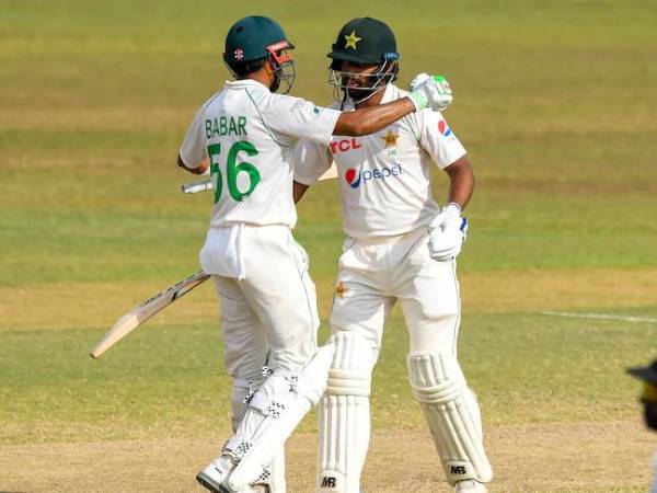 అబ్దుల్లా షఫీక్ సెంచరీతో చెలరేగడంతో..