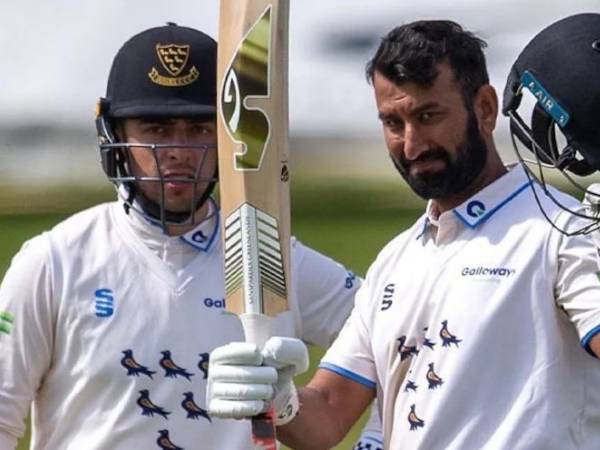 బౌలింగ్లో ఉమేష్ యాదవ్‌ను ఎదుర్కొంటూ..