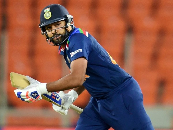 రోహిత్ వైఫల్యం కనిపించడం లేదా?