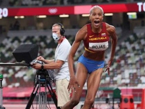 రోజస్ ట్రిపుల్ ధమాకా..