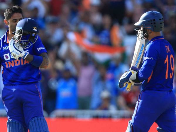 పంత్‌ను ఆడించాల్సింది..