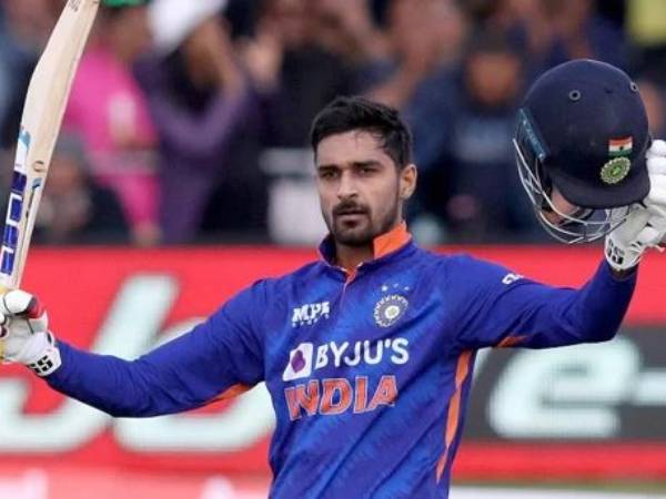 దీపక్ ‌హుడాకు అవకాశం ఇవ్వాలి..