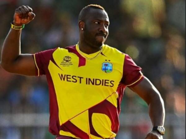 ఏడాదిగా జట్టుకు దూరం..