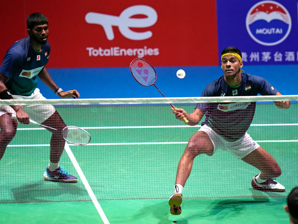 సమవుజ్జీగా నిలిచినా..