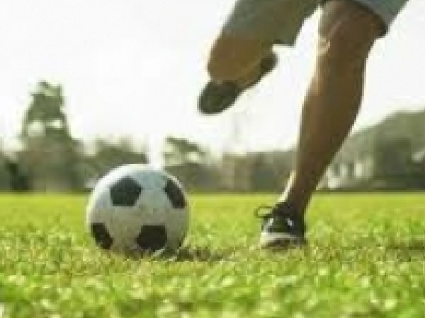 అంతర్జాతీయ పోటీలకు భారత జట్టు అనర్హత