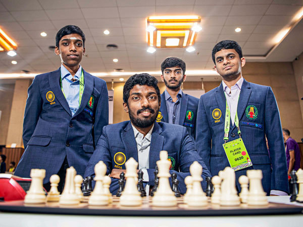 సత్తా చాటుతున్న భారత జట్లు..