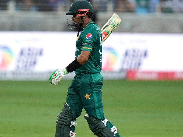 చివర్లో షానవాజ్ మెరుపులు.. చివర్లో షానవాజ్ మెరుపులు..