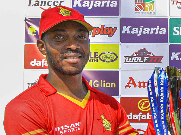 ఈ మైలురాళ్లకు చేరువగా జింబాబ్వే ప్లేయర్లు