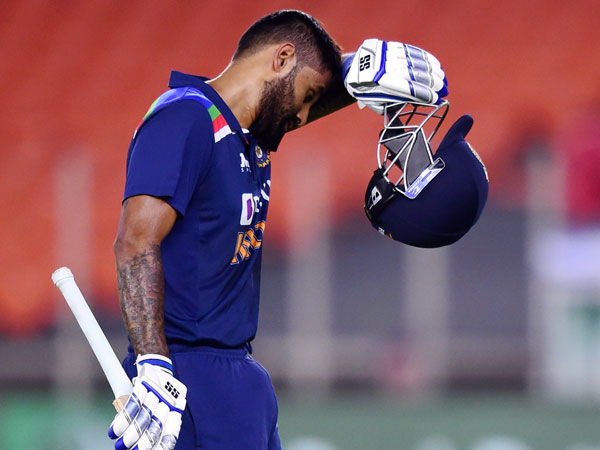 తుది జట్లు