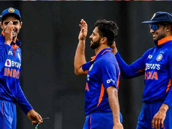 జట్లు (అంచనా)