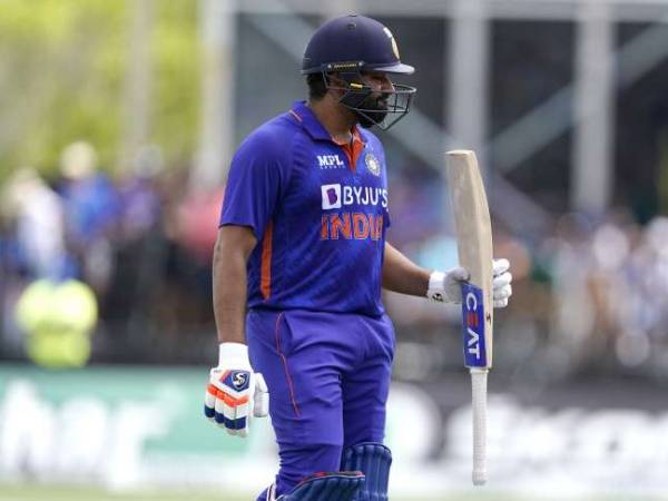 దెబ్బతీసిన నవాజ్..