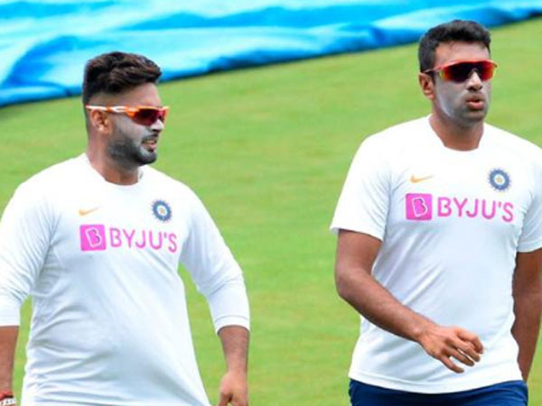 ఎక్స్‌ట్రా బ్యాటరా? బౌలరా?