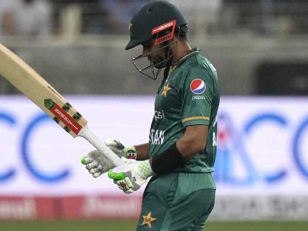 5. బాబర్ పేలవ ఫామ్, ఫాఖర్ జమాన్ డకౌట్