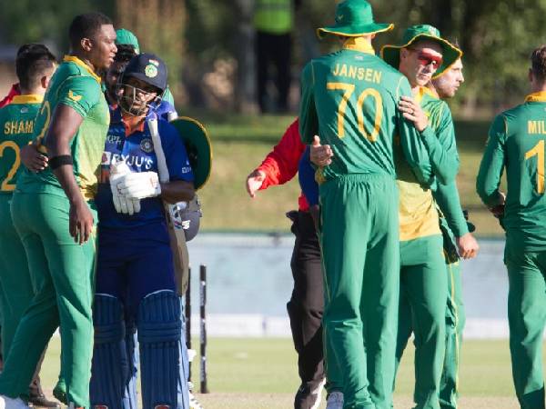 2. జియో టీవీ..