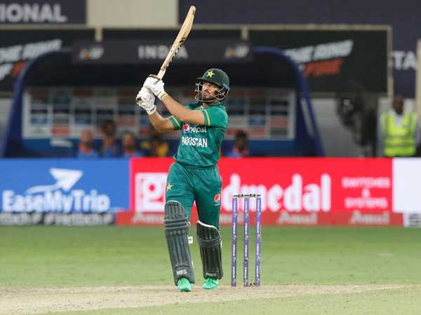 దెబ్బతీసిన నవాజ్..