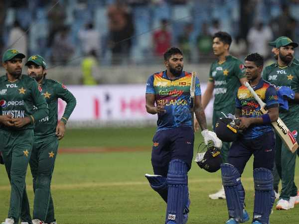 లంక సునాయసంగా..