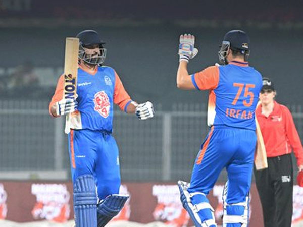 దుమ్మురేపిన పఠాన్ బ్రదర్స్...