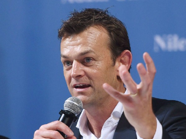 దినేస్ కార్తీక్ బహుముఖ ప్రజ్ఞశాలి 