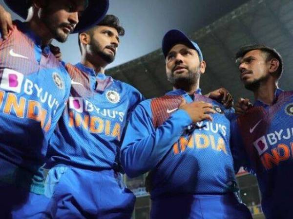  దూకుడుగానే కాకుండా..