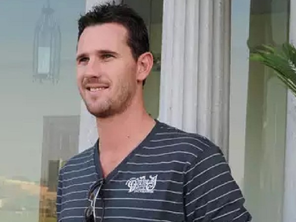 పాకిస్థాన్ బౌలింగ్ సంస్కృతి అలాంటిది