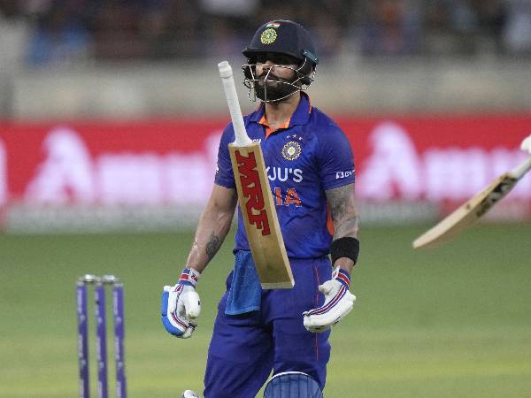 కోహ్లీ కెరీర్ ముగిసిపోయేది..