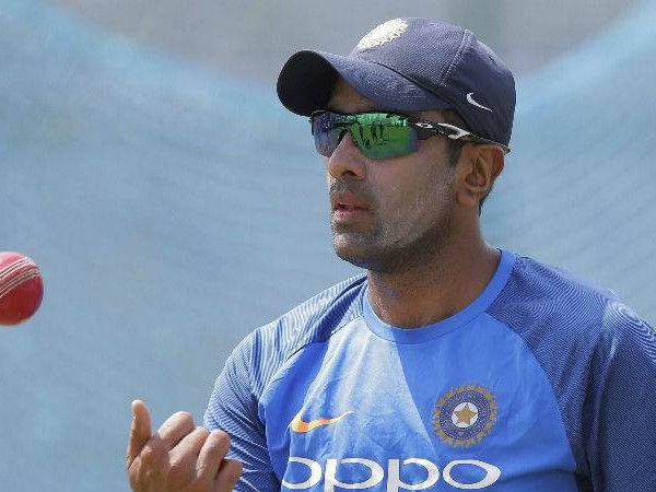 ఆప్షన్-3: అశ్విన్ ఆడించడం.. ఆప్షన్-3: అశ్విన్ ఆడించడం..