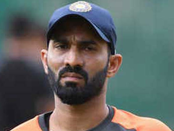 ఆప్షన్-4: దినేశ్ కార్తీక్ను తీసుకోవడం.. ఆప్షన్-4: దినేశ్ కార్తీక్ను తీసుకోవడం..