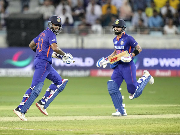 చెలరేగిన సూర్య, కోహ్లీ..