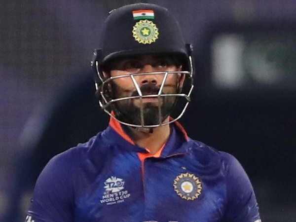 టోర్నీ ఆసాంతం కోహ్లీ జోరు..