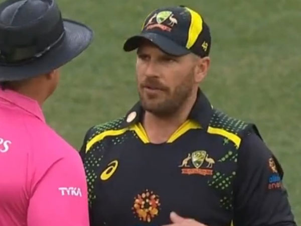 తప్పు అంగీకరించడంతో..