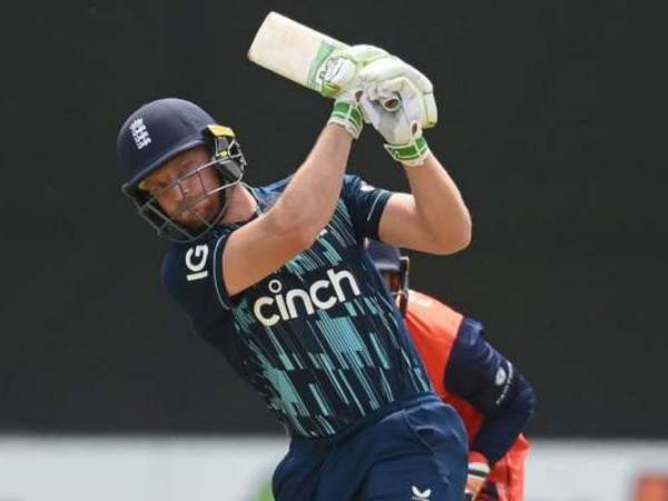 హసరంగా, బట్లర్..