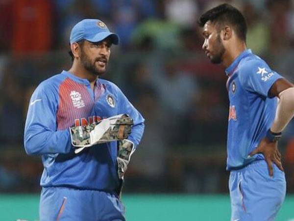  ధోనీ చెప్పిన ఆ ఒక్క మాటతో..