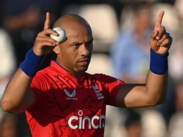 టోప్లే స్థానంలో టైమల్..