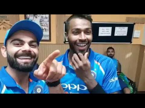 చిన్న చిన్న ఆనందాలు..